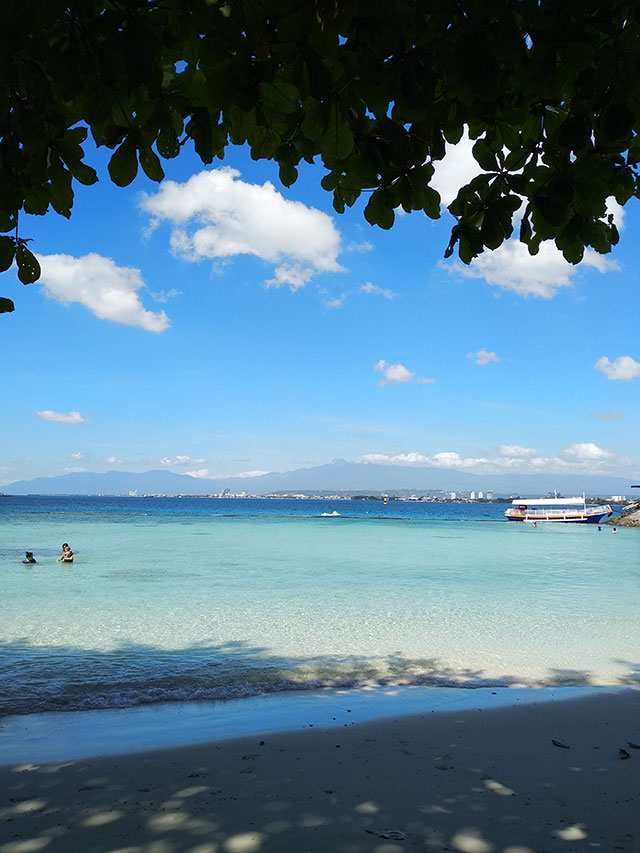 2018-Samal-Island-Davao-Micki-Josue-Pocholo-Perreras-Beach-Travel-Philippines-02